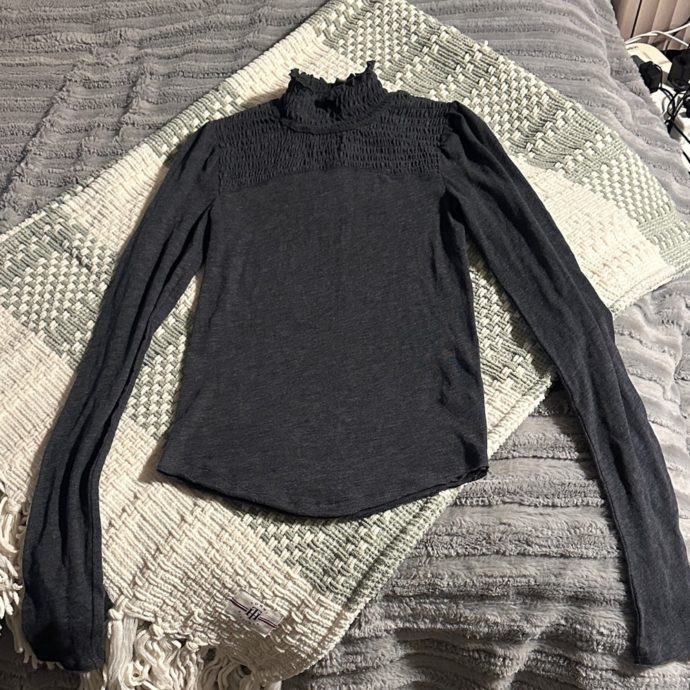 Women Free People long sleeve
